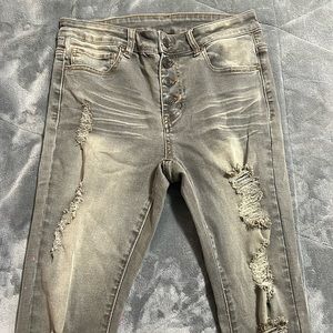 Grace & Lace distressed jeans